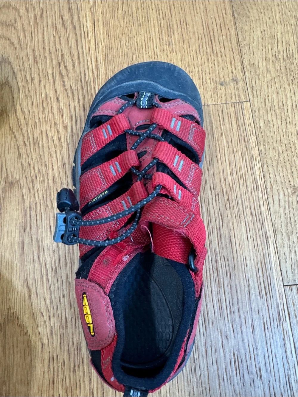 KEEN Kids Red Closed-Toe Sandals - Sporty Outdoor Shoe size 1